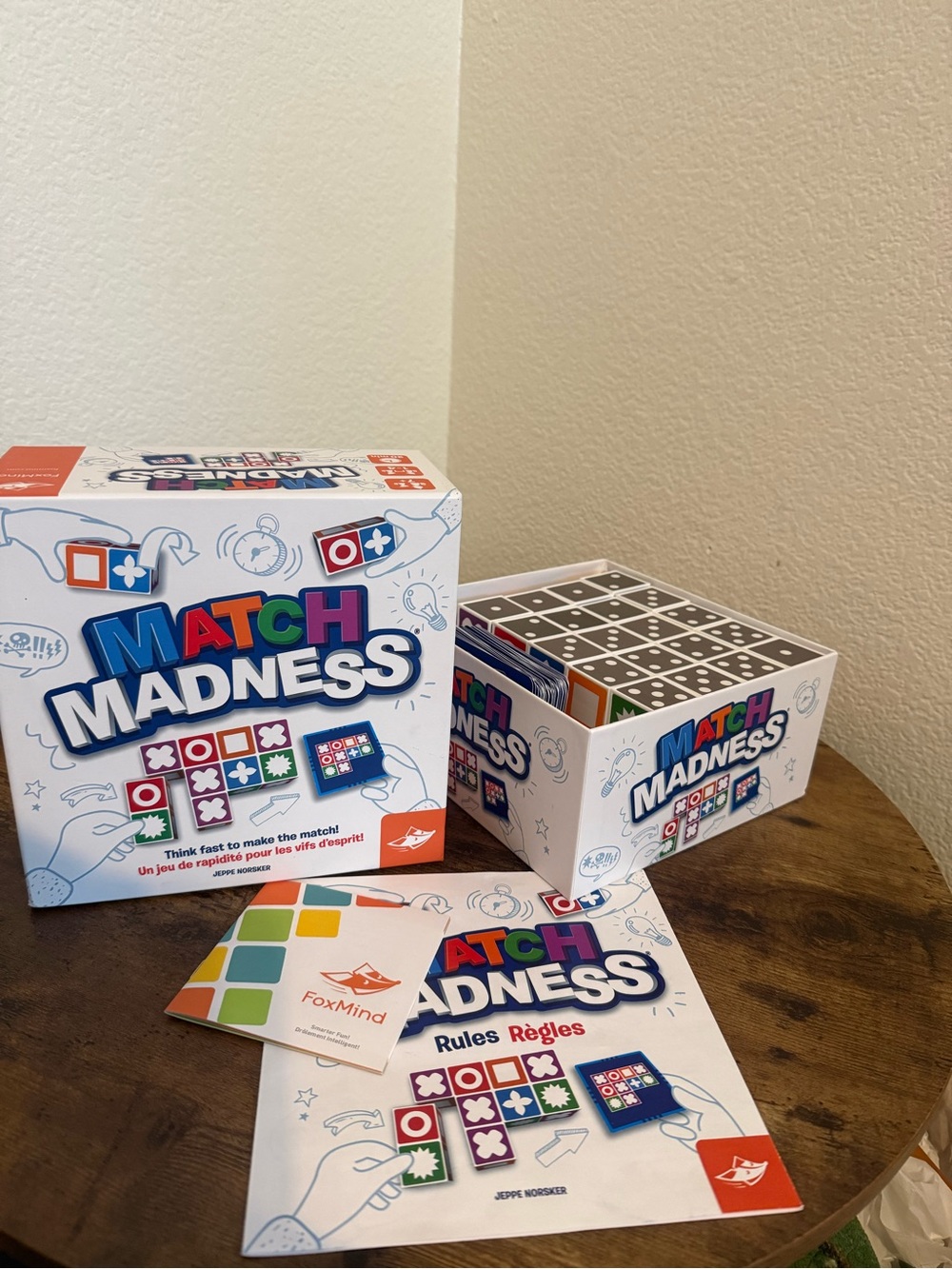 FoxMind Match Madness Strategy Game 60 Challenges 1-4 Players 7+ Games 100
